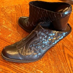 Sesto Meucci Brown Woven Leather Mule Booties Size 7M